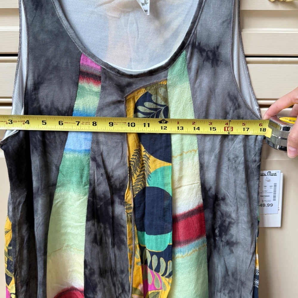 Dress - Picture 3 of 3